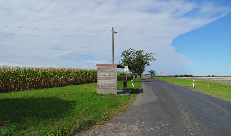 Bushaltestelle im Nirgendwo