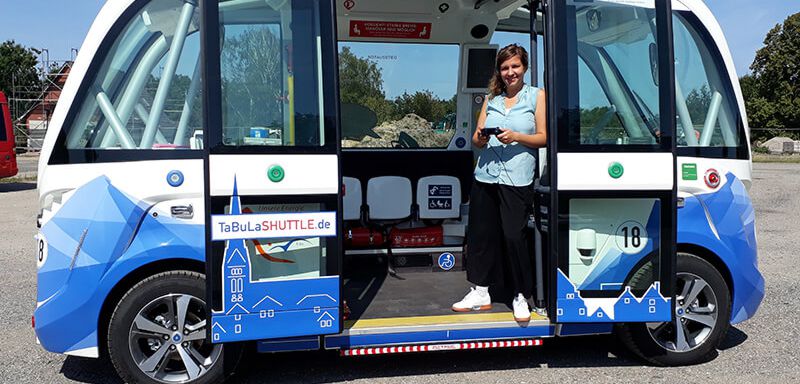Operator*innen-Schulung mit dem TaBuLa-Shuttle in Lauenburg/Elbe | Bildrechte: Büro autoBus